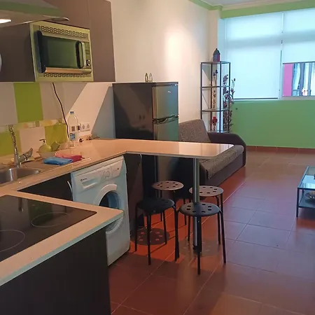 La Lola Apartment *
